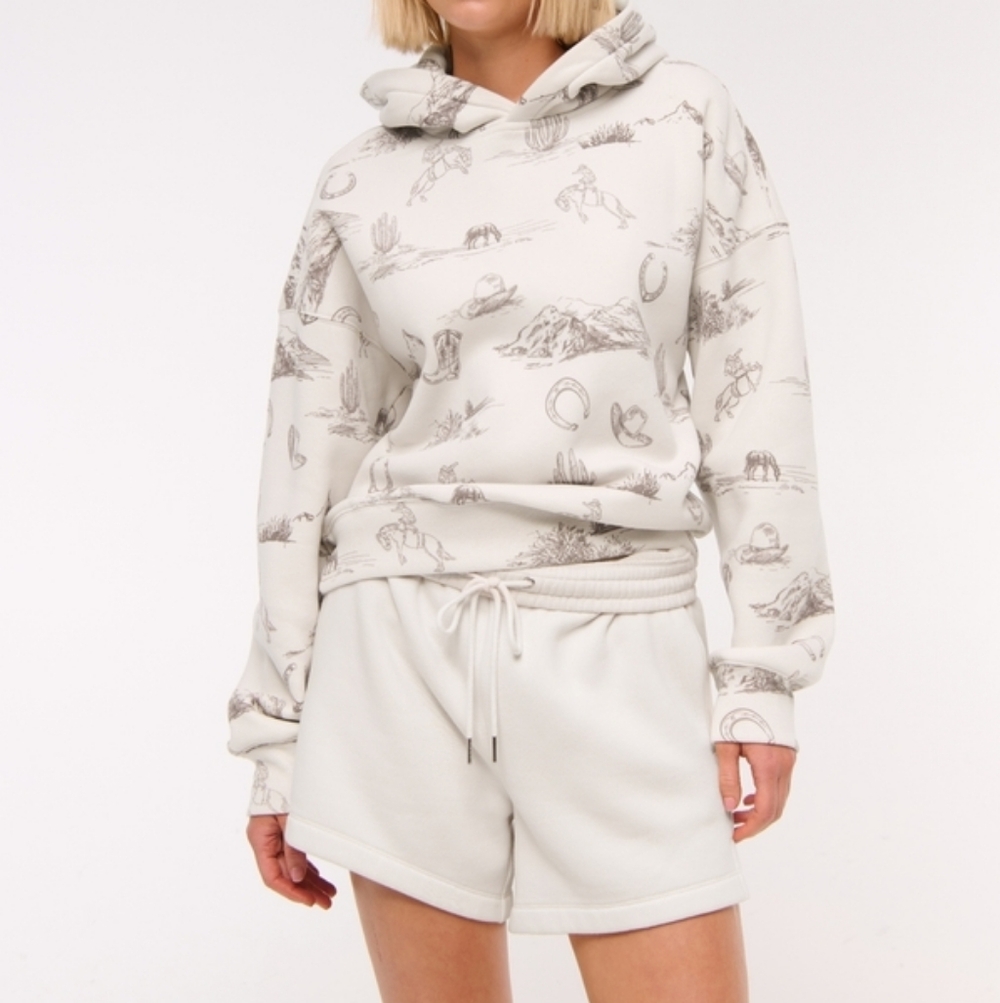 Mid Rise Sunday Short In Light Gray - Picture 12 of 14